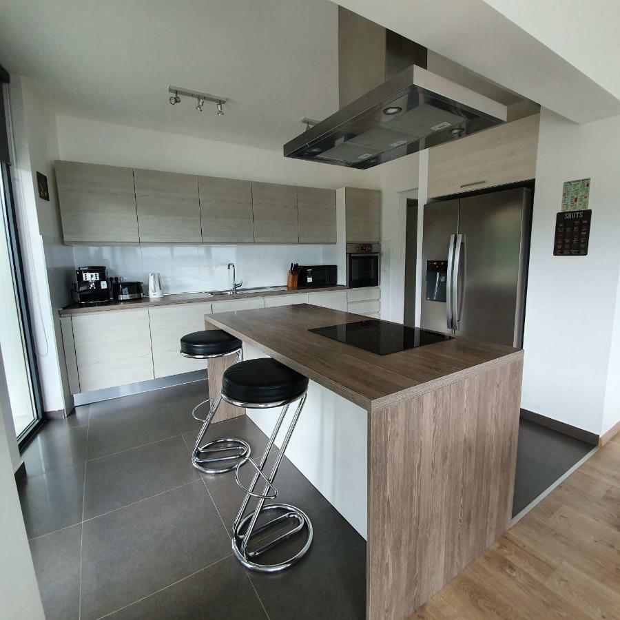 Blue Water Apartment Zrnovo Extérieur photo